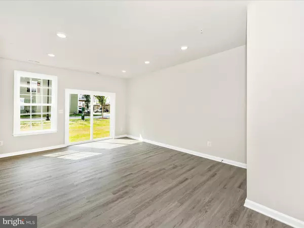 Frederick, MD 21701,110 SPRING BANK WAY