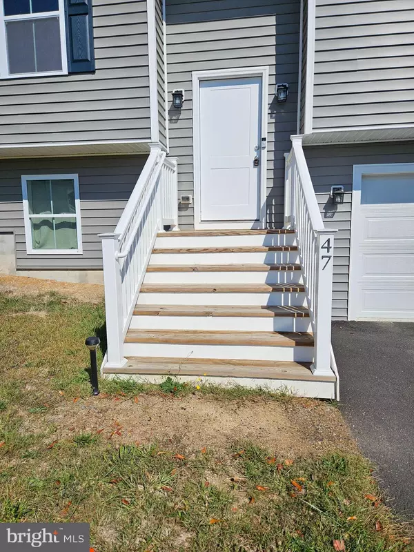 Berkeley Springs, WV 25411,47 BOBBI CT