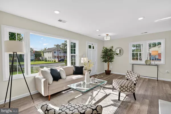 Alexandria, VA 22309,7911 MARTHA WASHINGTON ST