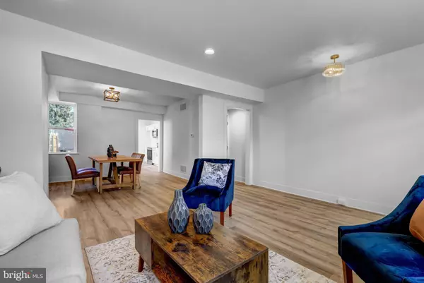 Lancaster, PA 17603,125 OLD DORWART ST