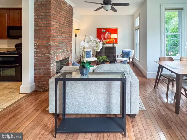 Washington, DC 20003,911 INDEPENDENCE AVE SE