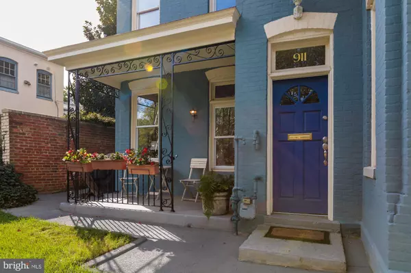 Washington, DC 20003,911 INDEPENDENCE AVE SE