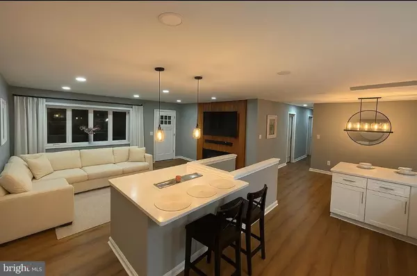 Baltimore, MD 21227,5742 1ST AVE