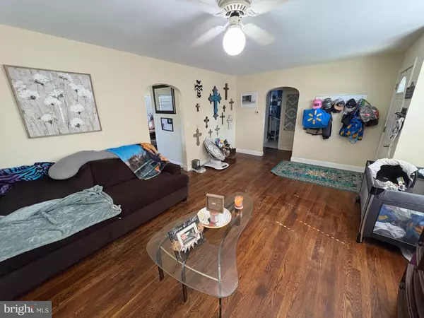 Egg Harbor City, NJ 08215,215 CHICAGO AVE