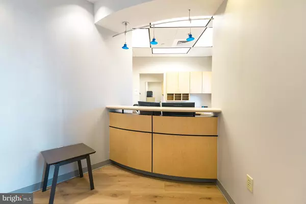 Frederick, MD 21702,77 THOMAS JOHNSON DR #C