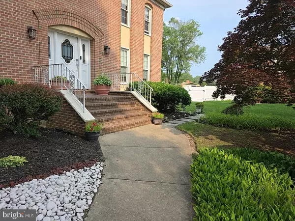 Camp Springs, MD 20746,5000 LEAH CT