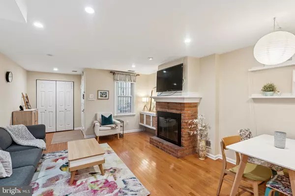 Philadelphia, PA 19147,1110 LOMBARD ST #17