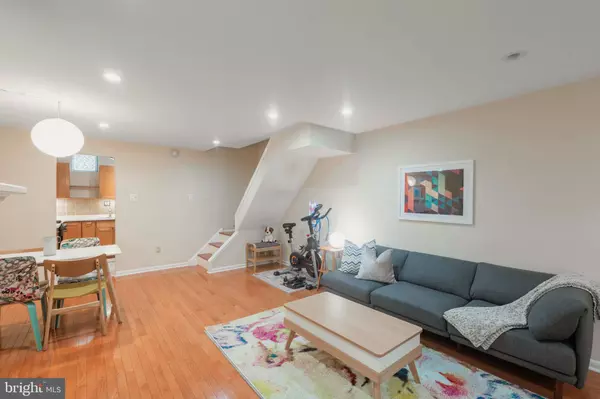 Philadelphia, PA 19147,1110 LOMBARD ST #17