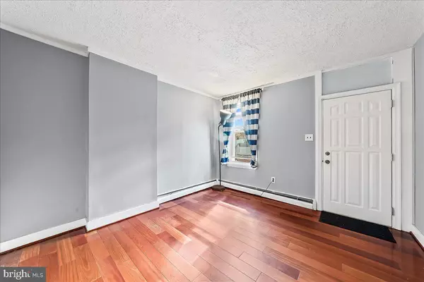 Conshohocken, PA 19428,318 E 6TH AVE