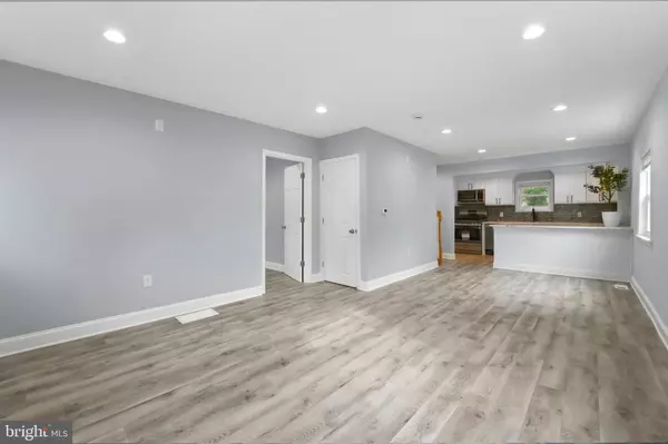 Blackwood, NJ 08012,237 MARSHALL AVE