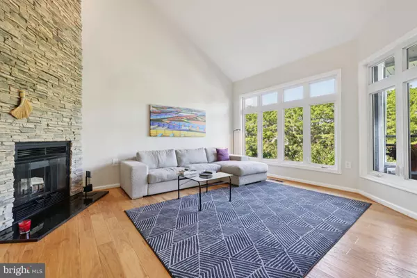 Annapolis, MD 21403,1136 LAKE HERON DR #3A