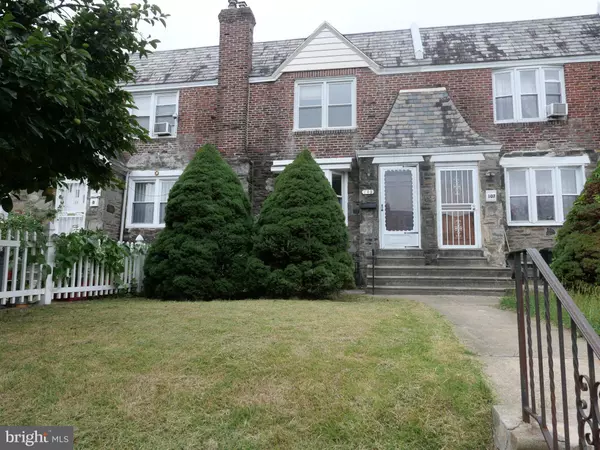 105 ACADEMY LN, Upper Darby, PA 19082