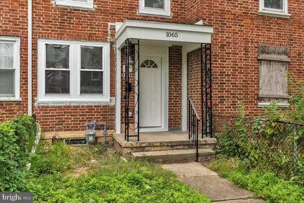 Camden, NJ 08104,1065 IRONSIDE RD