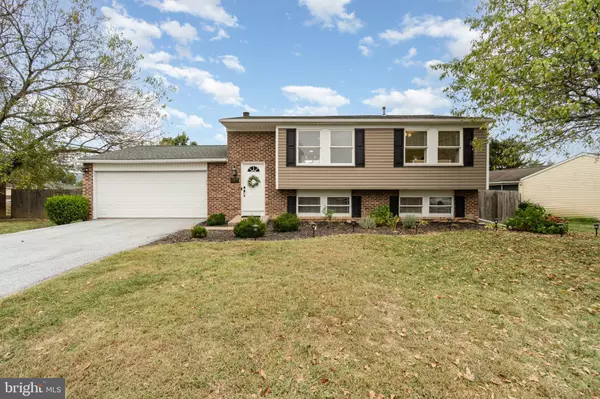 4317 BEAUFORT HUNT DR, Harrisburg, PA 17110