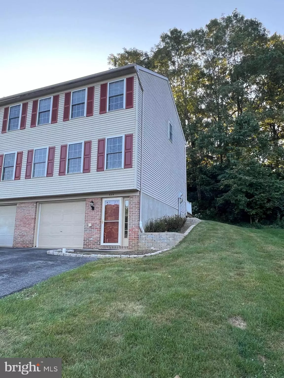 Elizabethtown, PA 17022,635 ROCKWOOD DR