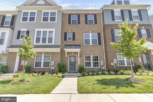 Landover, MD 20785,7114 FIRWOOD LN