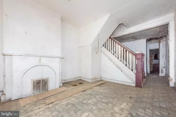 Baltimore, MD 21213,2104 E HOFFMAN ST