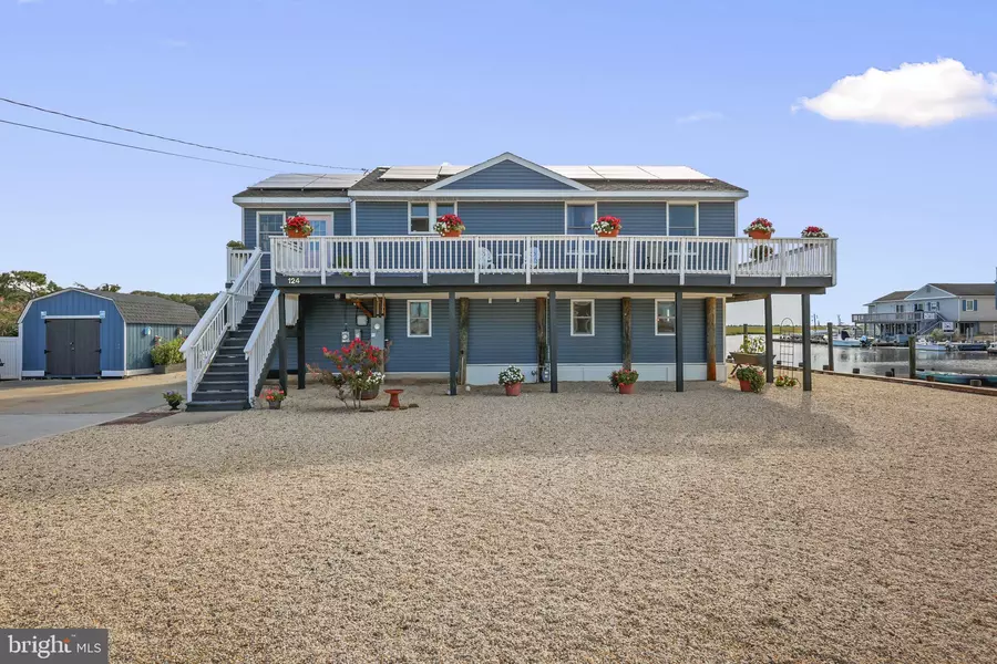 124 E BOAT DR, Little Egg Harbor Twp, NJ 08087