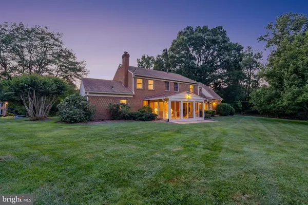 Vienna, VA 22181,2201 LYDIA PL