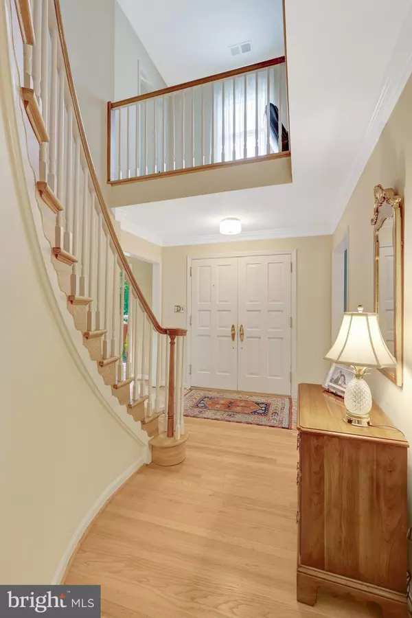 Vienna, VA 22181,2201 LYDIA PL