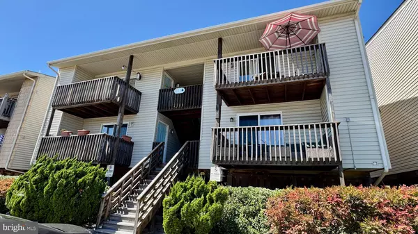 914 W OCEAN VIEW AVE #202, Norfolk, VA 23503