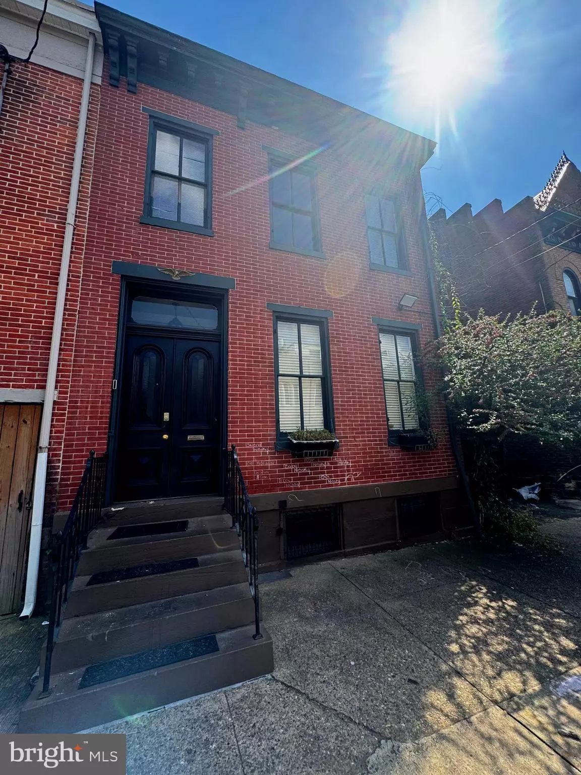 Trenton, NJ 08618,182 BRUNSWICK AVE