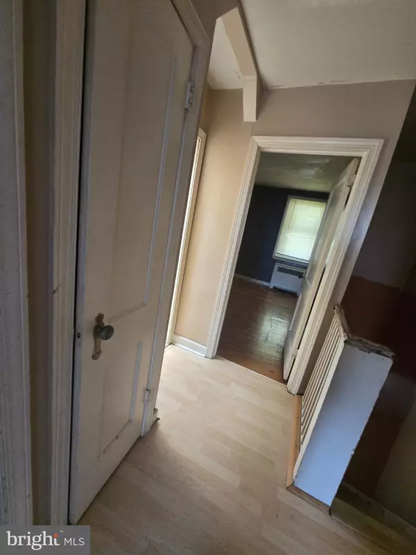 Philadelphia, PA 19135,6347 JACKSON