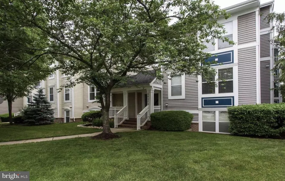 20575 SNOWSHOE SQ #201, Ashburn, VA 20147