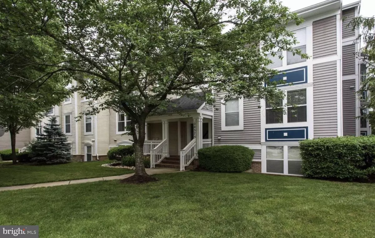 Ashburn, VA 20147,20575 SNOWSHOE SQ #201