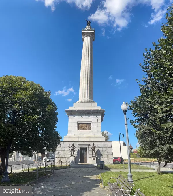 Trenton, NJ 08618,53 VIOLET ST