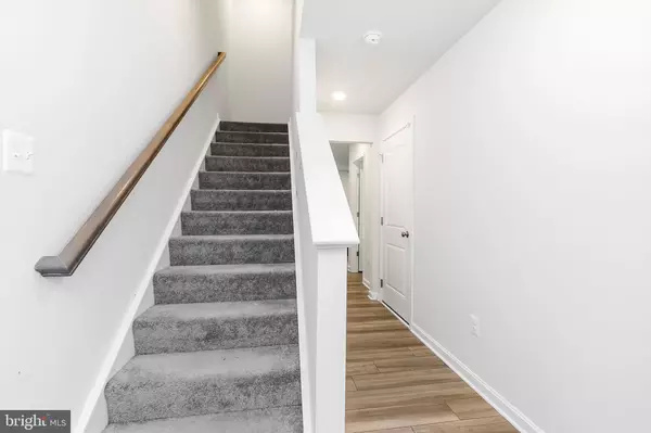 Charles Town, WV 25414,86 EXTROVERT DR