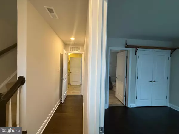 Hanover, MD 21076,7105 DRUCE WAY