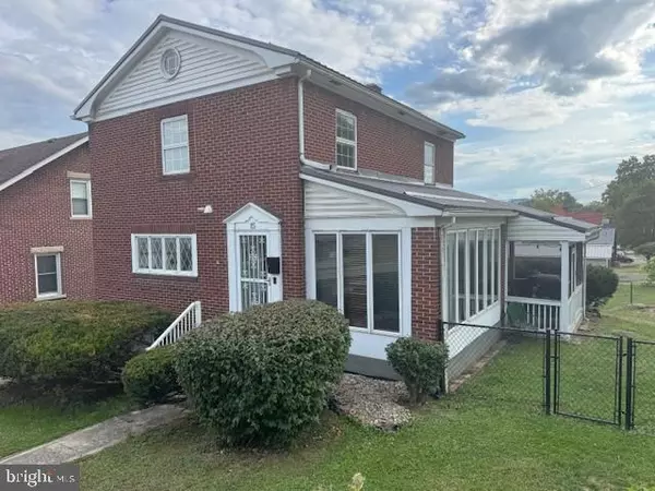 Elkins, WV 26241,15 DENT ST