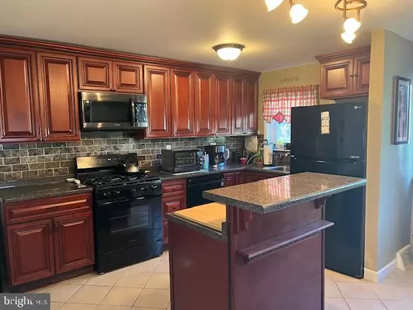 Philadelphia, PA 19154,3719 ACADEMY RD