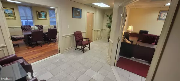 Silver Spring, MD 20906,12118 - 12120 HERITAGE PARK CIR #B