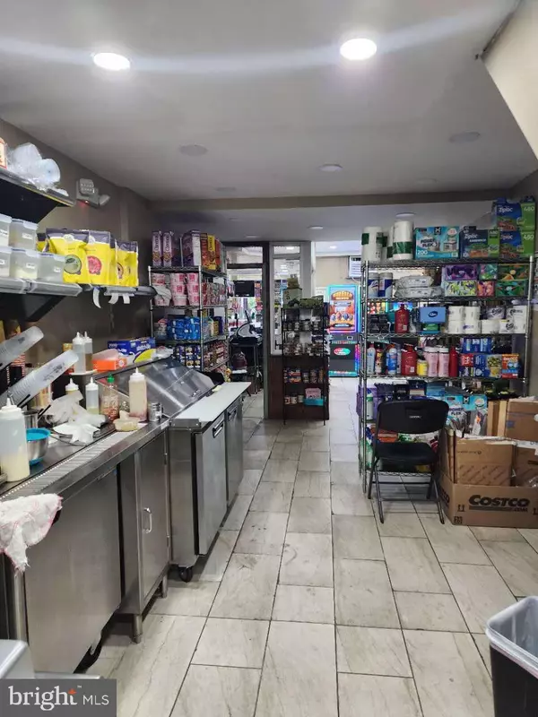 Philadelphia, PA 19148,1741 S 5TH ST