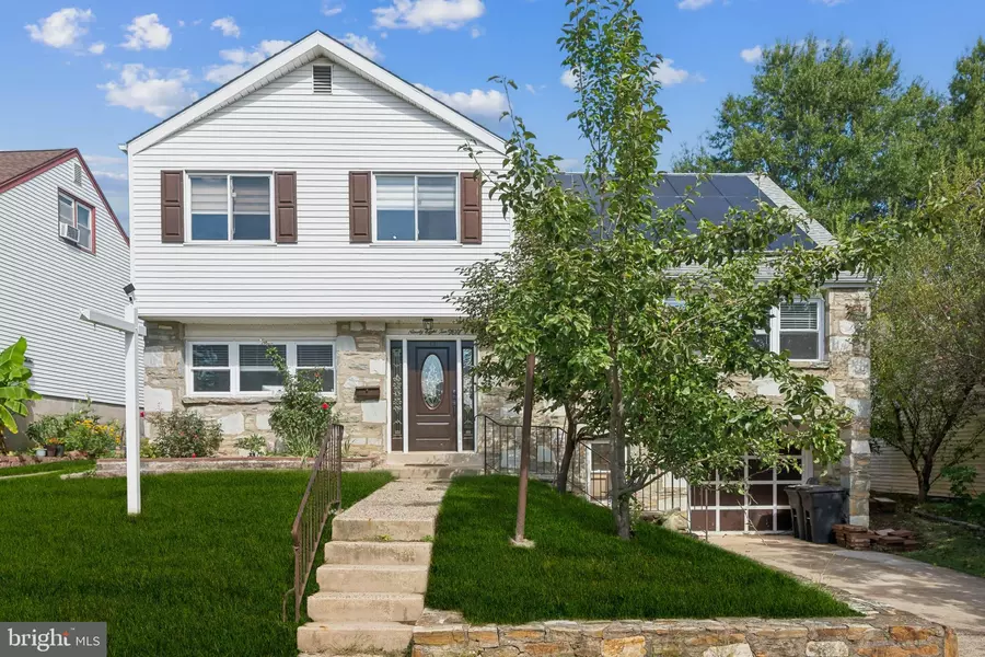 9810 BRIDLE RD, Philadelphia, PA 19115