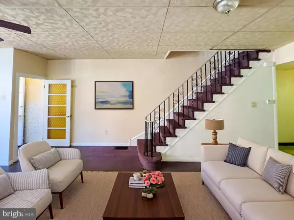 Philadelphia, PA 19145,2123 S MOLE ST