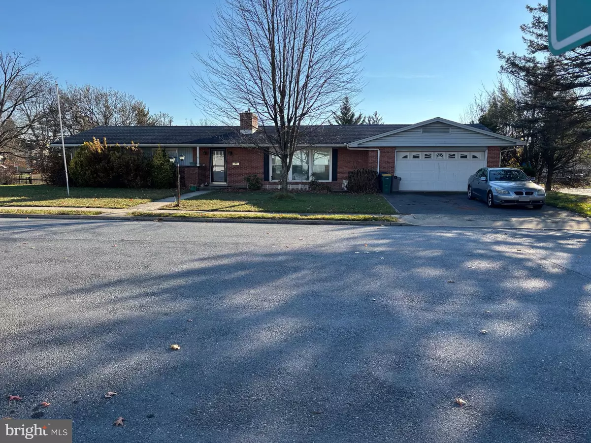 Chambersburg, PA 17201,554 HIGH STREET