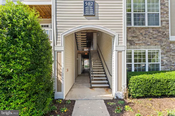 Leesburg, VA 20175,502 SUNSET VIEW TER SE #106