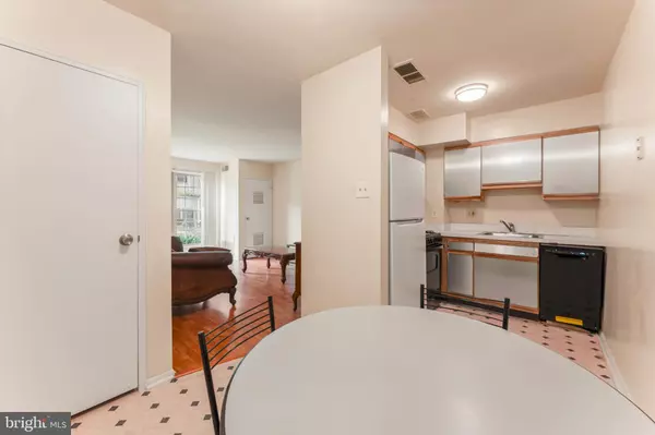 Philadelphia, PA 19116,441-00 TOMLINSON RD #E1