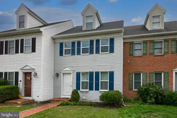 Lititz, PA 17543,425 CARDINAL RD