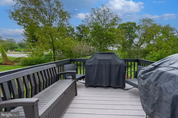 Lititz, PA 17543,425 CARDINAL RD