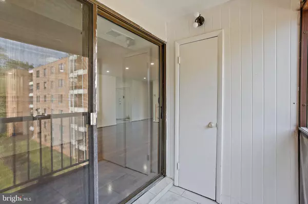 Baltimore, MD 21215,6317 PARK HEIGHTS AVE #417