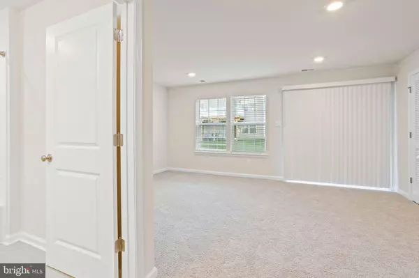 Mount Laurel, NJ 08054,30 CARDINAL WAY