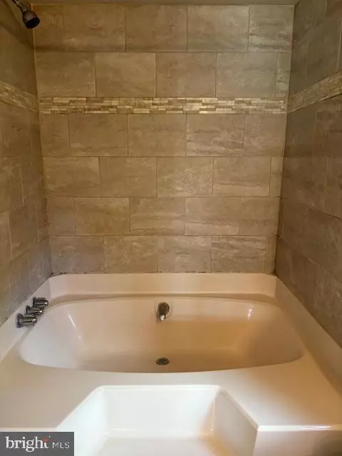 Norristown, PA 19403,100 WOODLAND