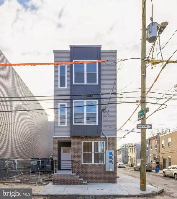 Philadelphia, PA 19104,652 N 38TH ST
