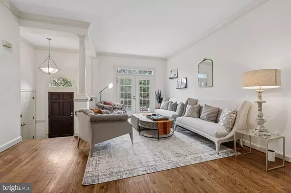 Vienna, VA 22182,2177 WOLFTRAP CT