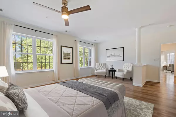 Sterling, VA 20165,20745 ROYAL PALACE SQ #210