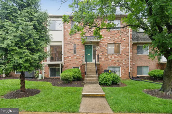 Annandale, VA 22003,4536 CONWELL DR